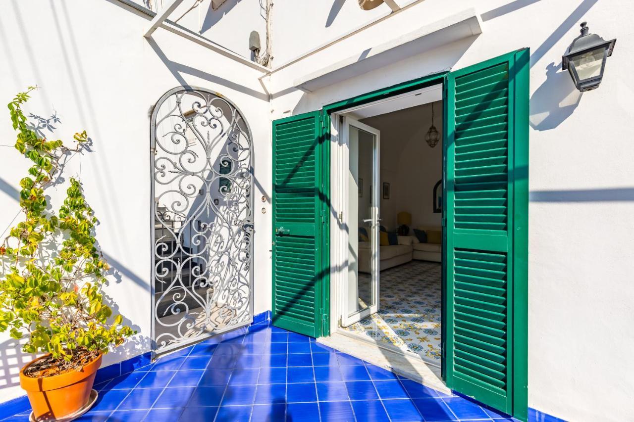 Capri Turquoise By Napoliapartments Εξωτερικό φωτογραφία
